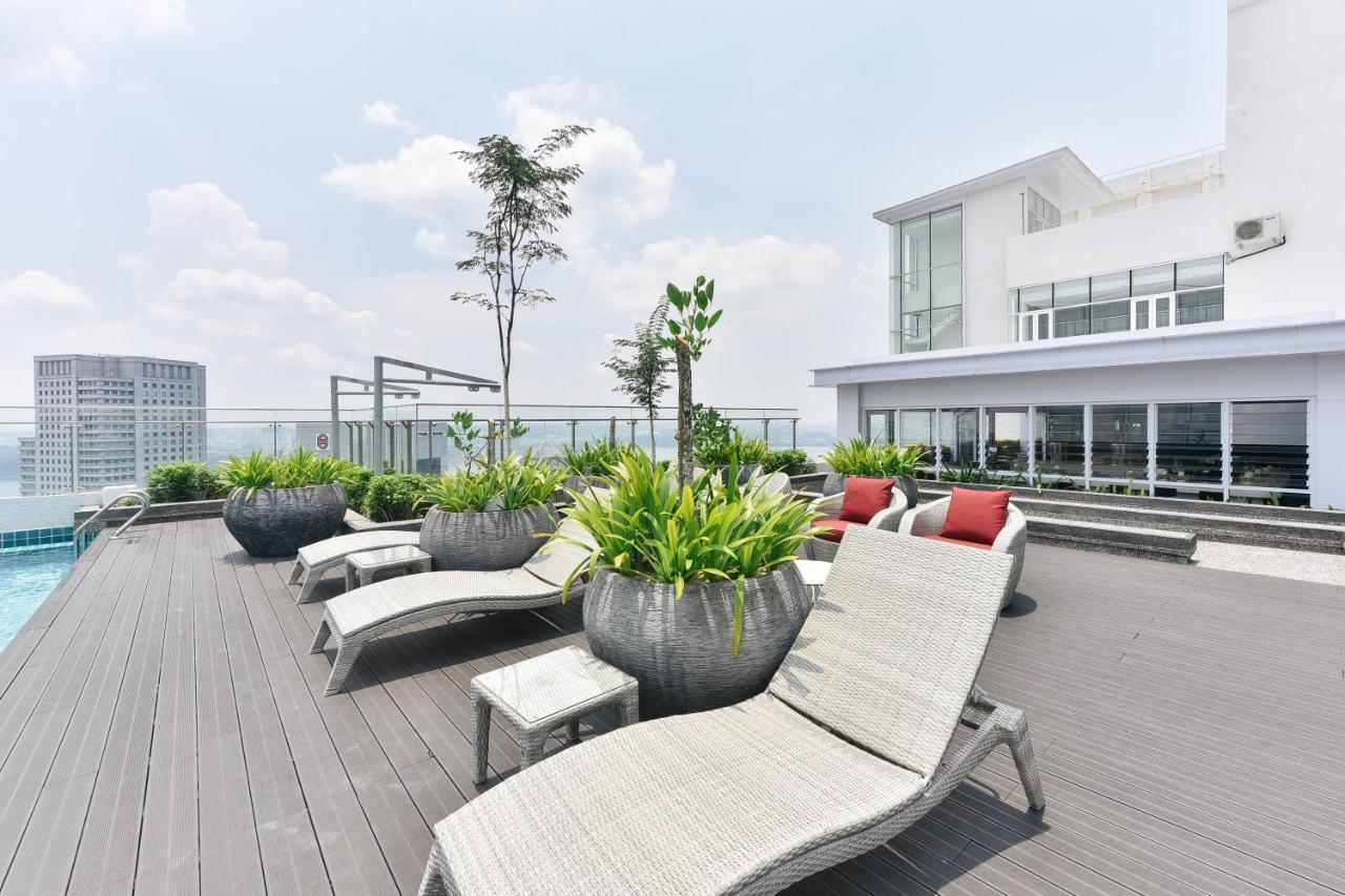 Suasana Private Suites By Subhome Джохор-Бару Экстерьер фото